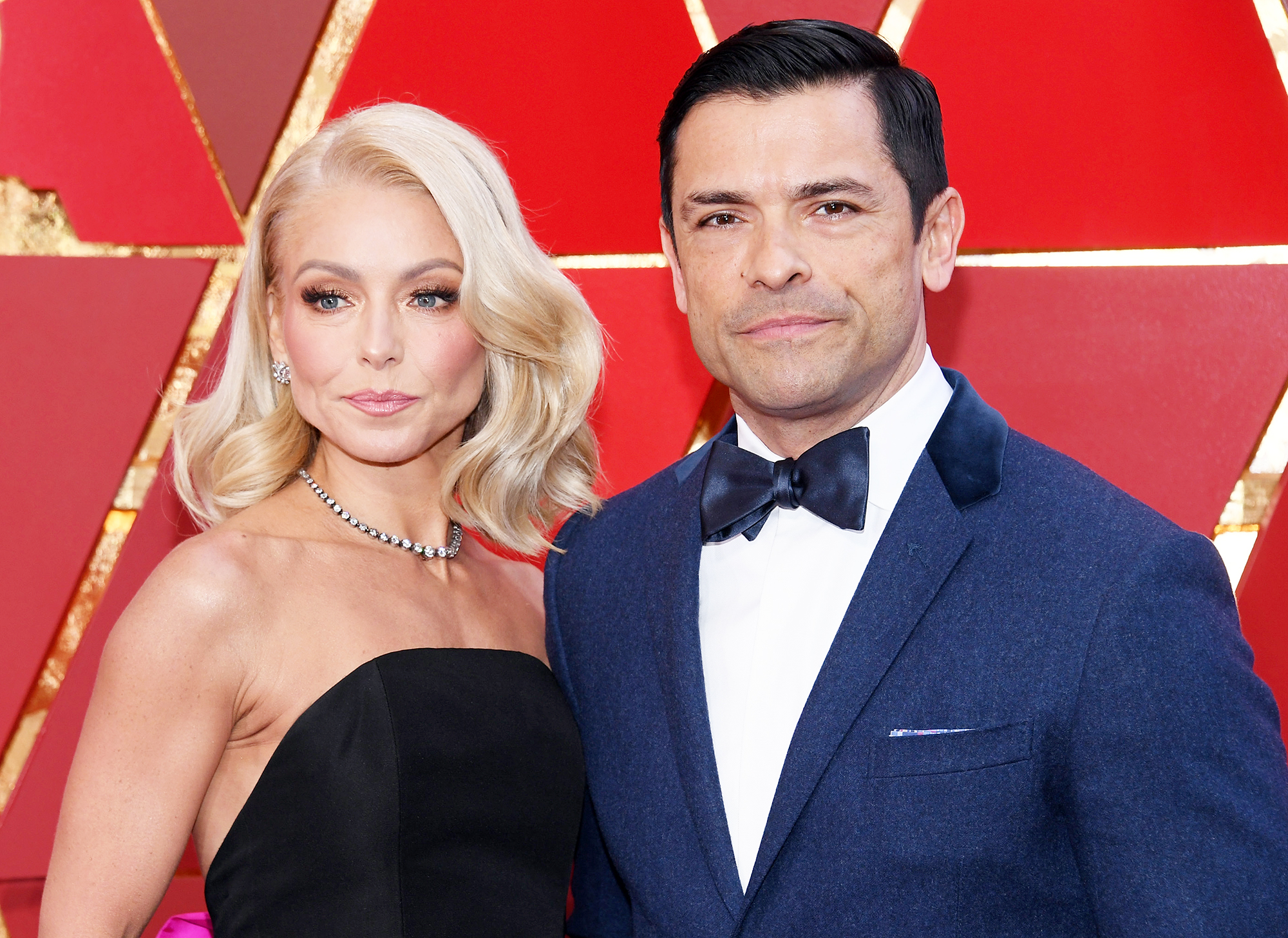 Mark Consuelos Demolishes Trolls for Body Shaming Kelly Ripa
