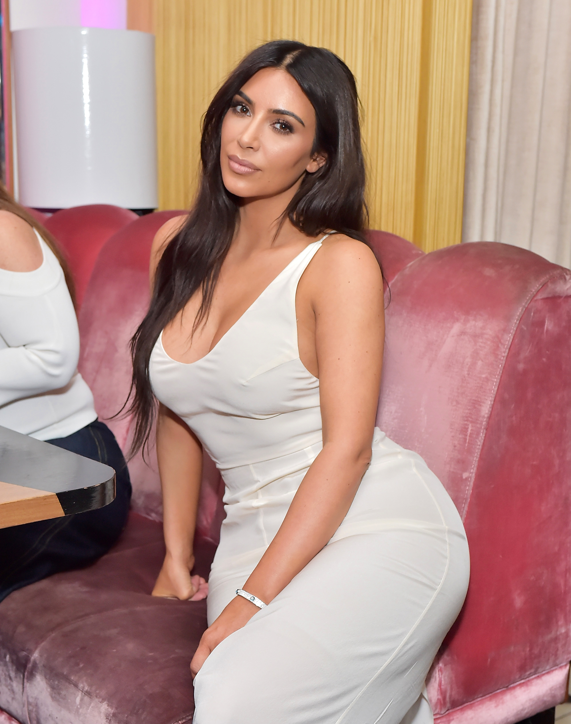 Kim Kardashian fights back photoshop