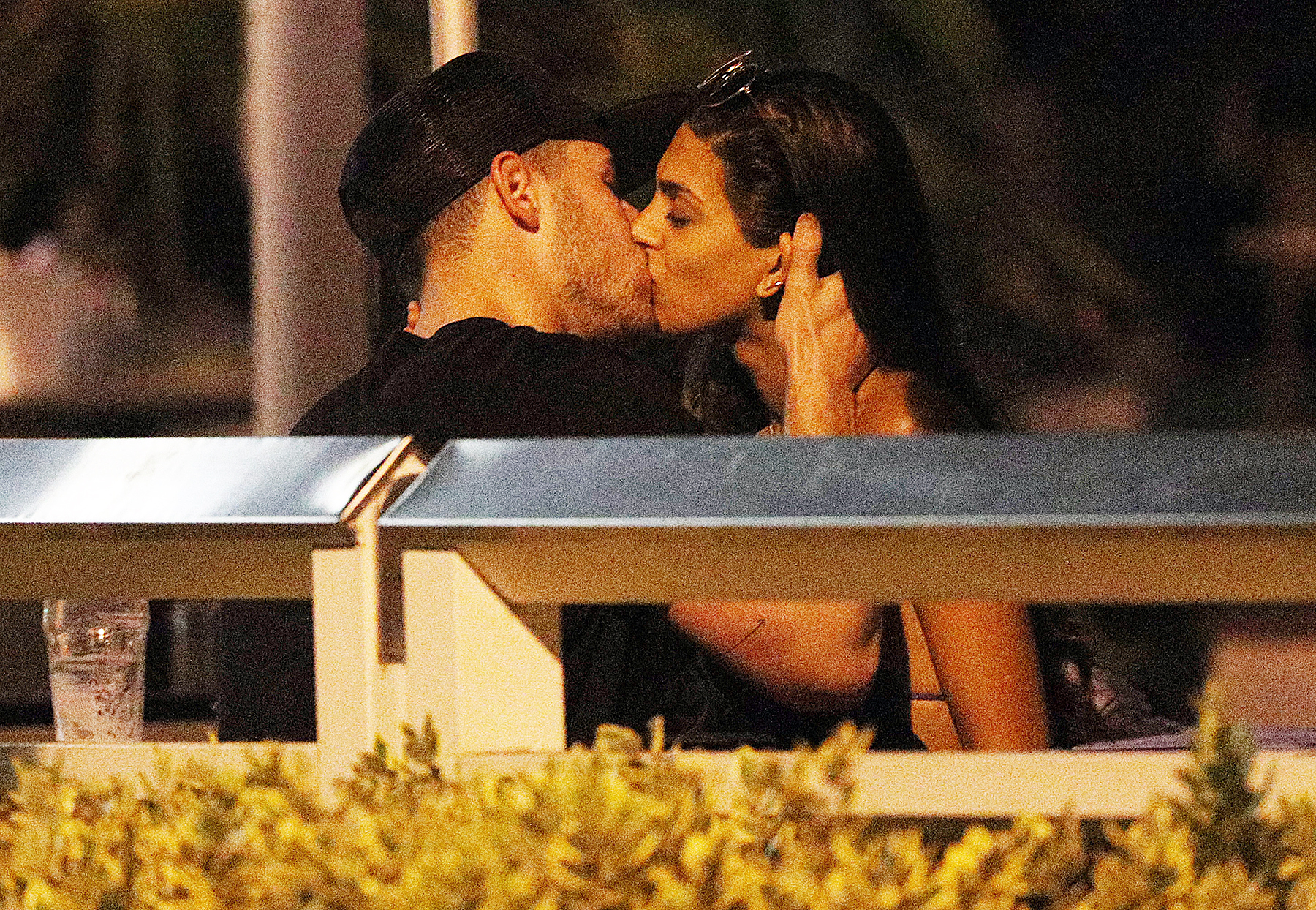 Nick Jonas Annalisa Azaredo Kissing