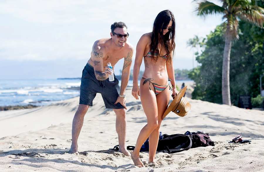 Brian-Austin-Green-and-Meghan-Fox-beach-bikini-Hawaii