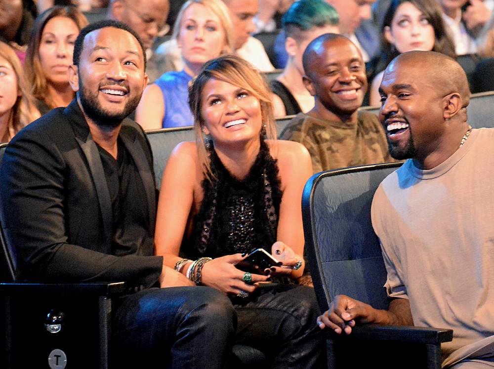 Kanye-West-Tweets-John-Legend-Chrissy