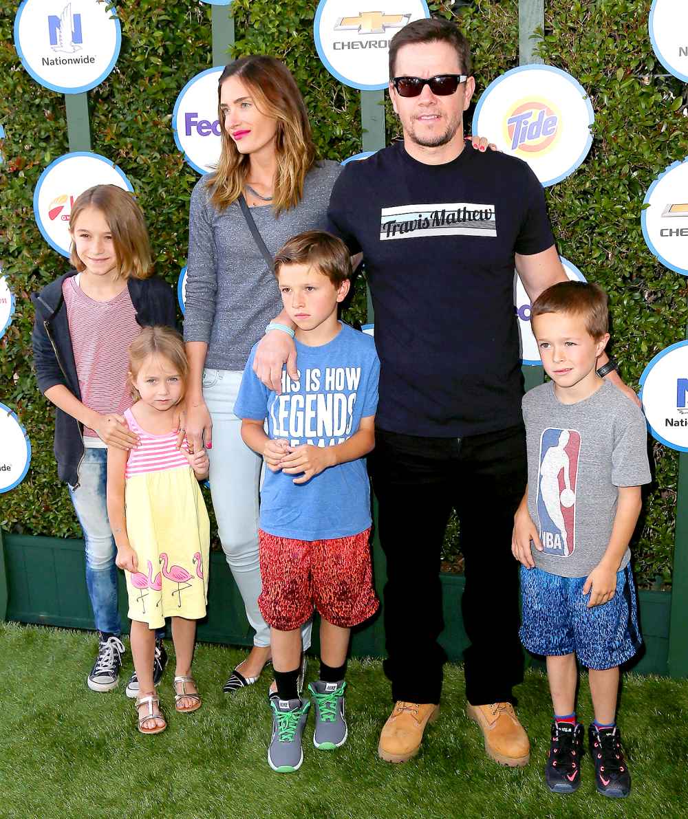 Mark-Wahlberg-and-Rhea-Durham-family