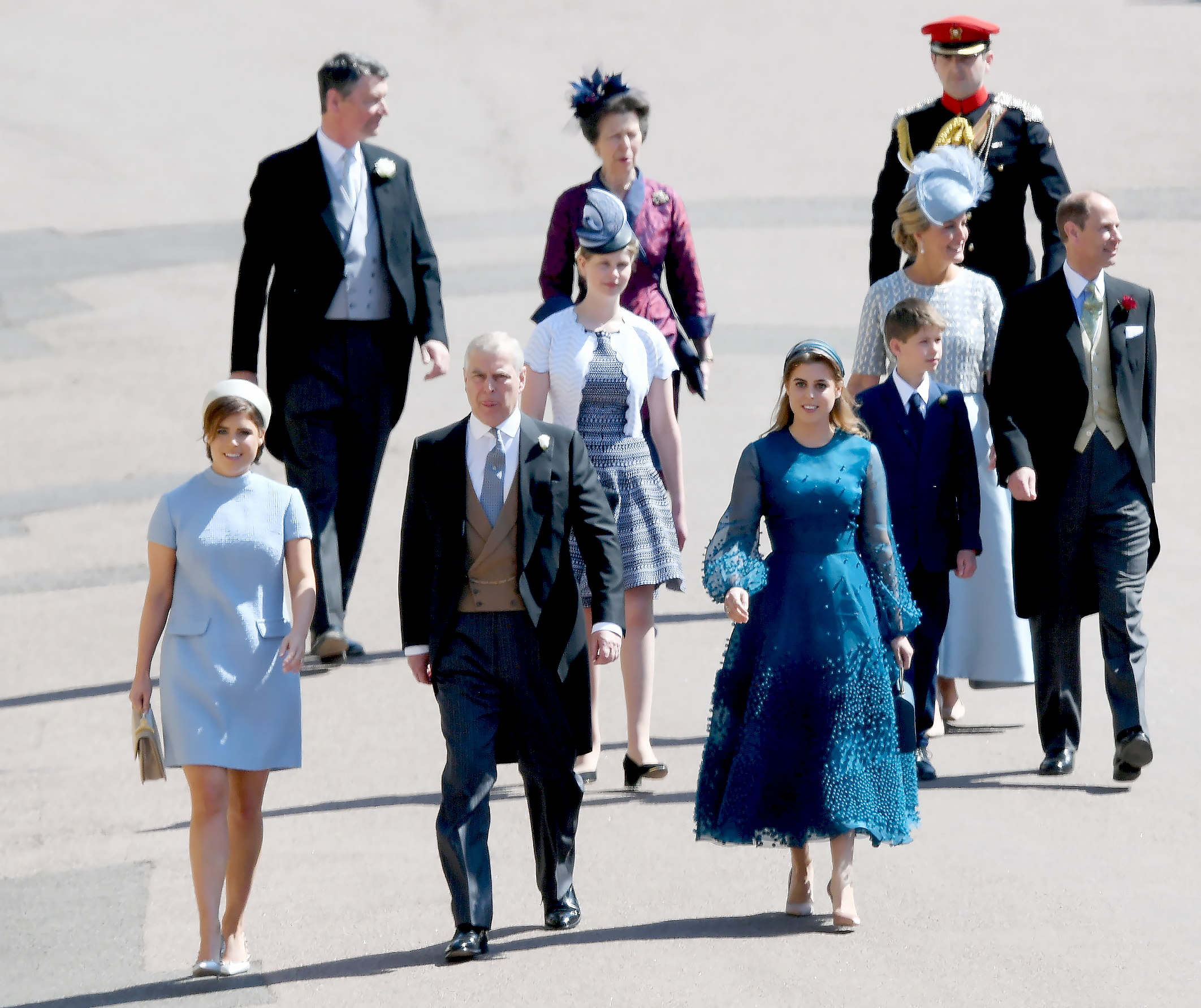 Beatrice-and-Eugenie-royal-wedding