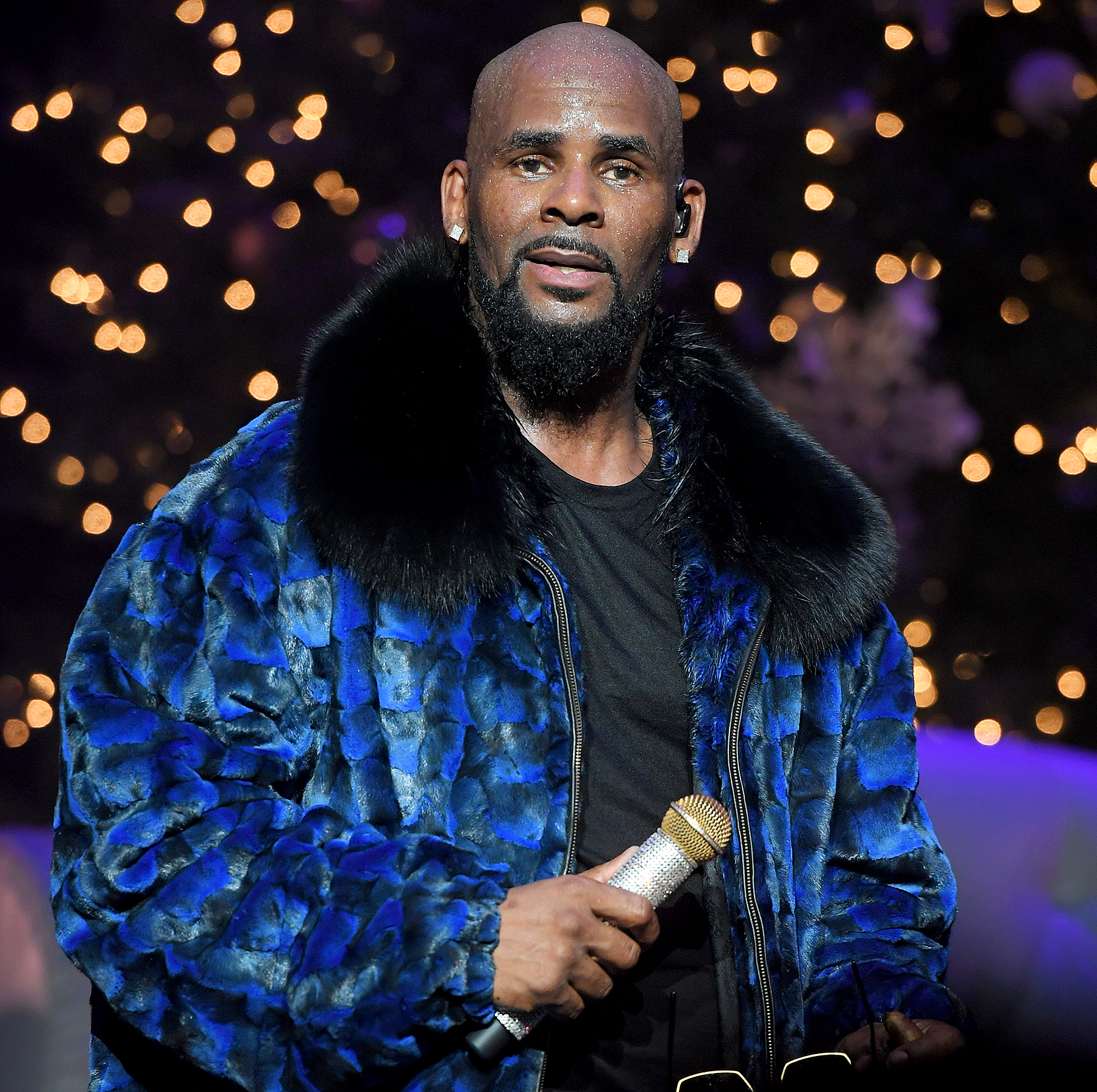 R.-Kelly