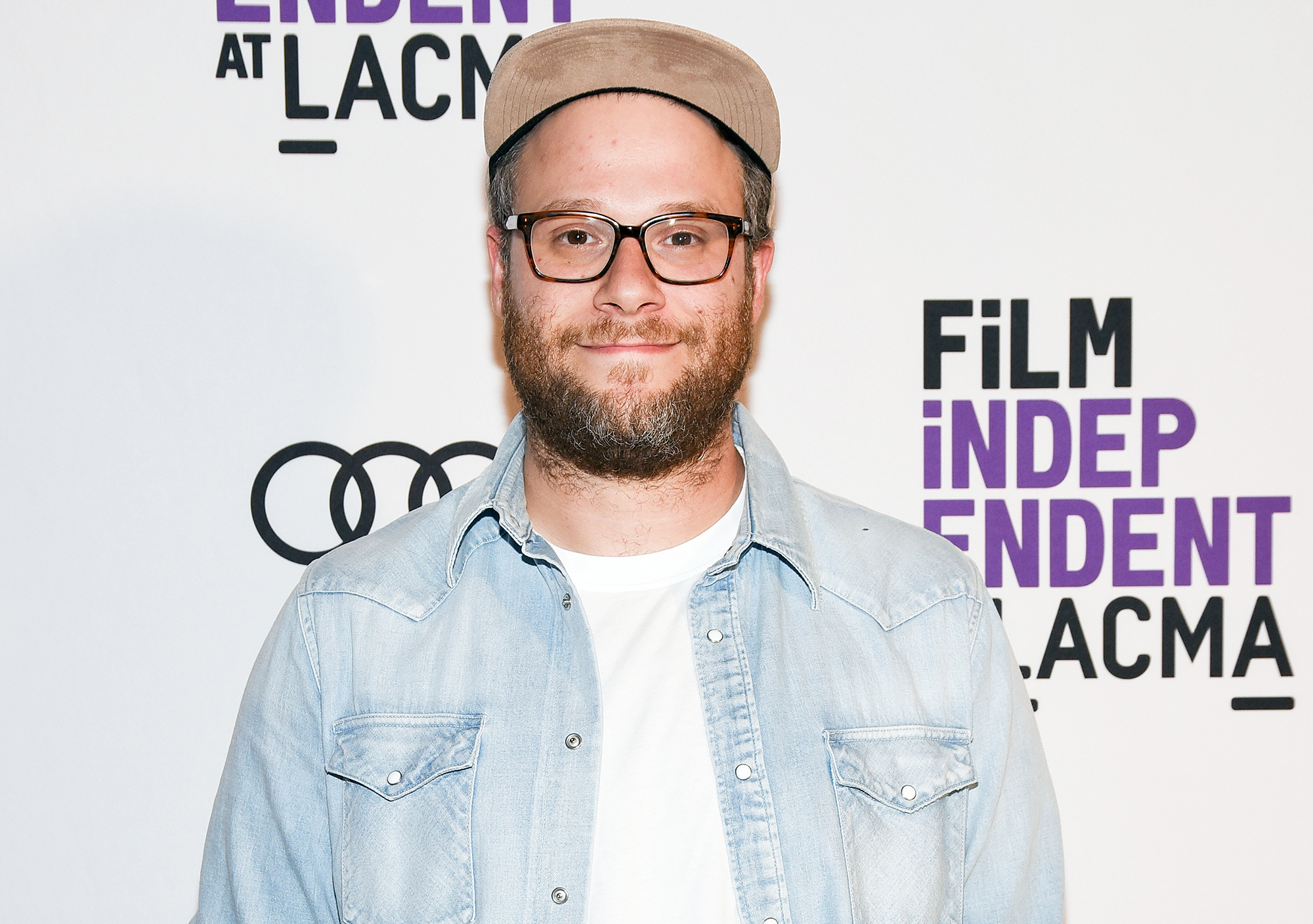 Seth Rogen Mom Tweets Mortified