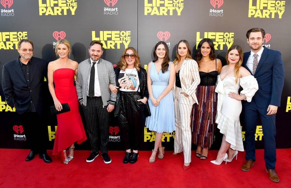 Stephen-Root,-Julie-Bowen,-Ben-Falcone,-Melissa-McCarthy,-Molly-Gordon,-Debby-Ryan,-Adria-Arjona,-Jessie-Ennis,-and-Luke-Benward