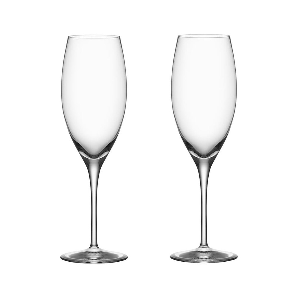 unique-wedding-gifts-champagne-glasses