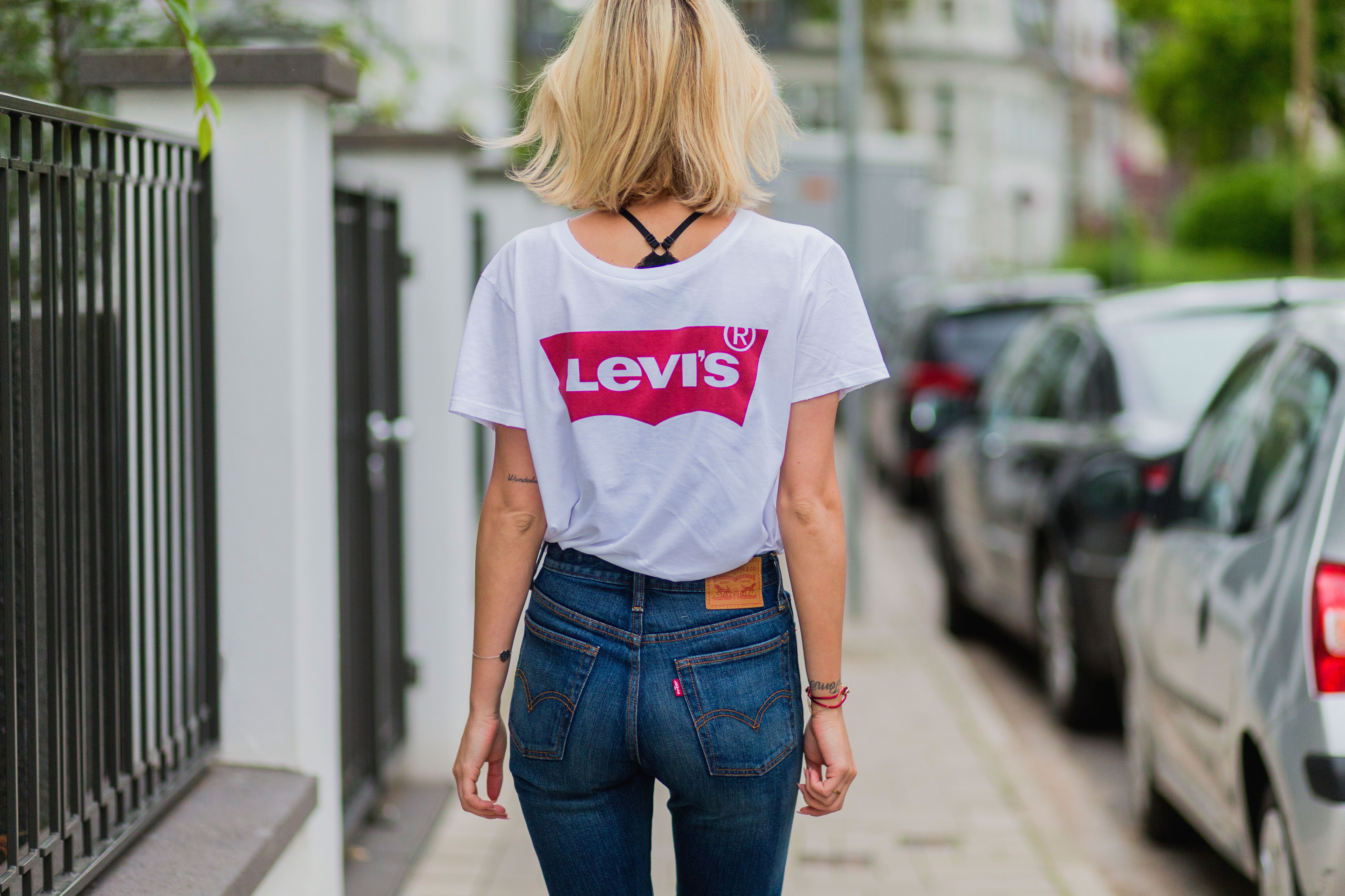 best levi's jeans for perky butt