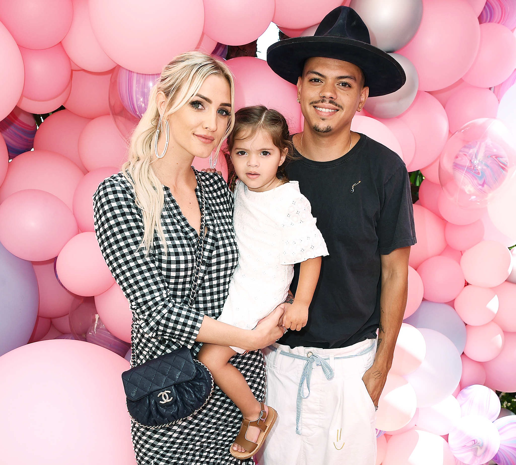 Ashlee Simpson Evan Ross Jager Snow Ross