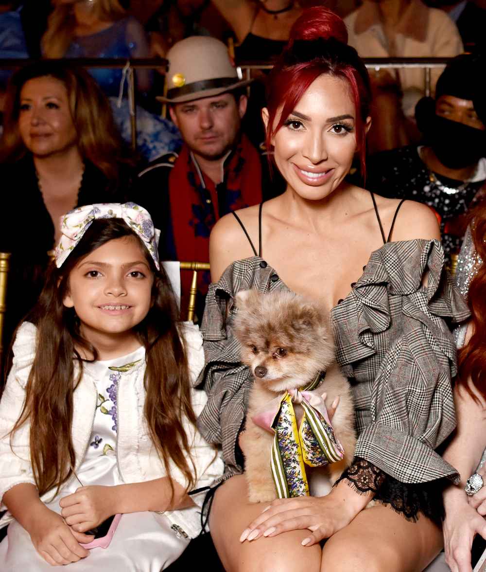 Farrah-Abraham-dog-blue-dies