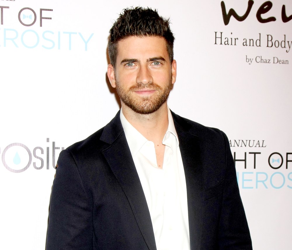 Ryan-Rottman dating lucy hale