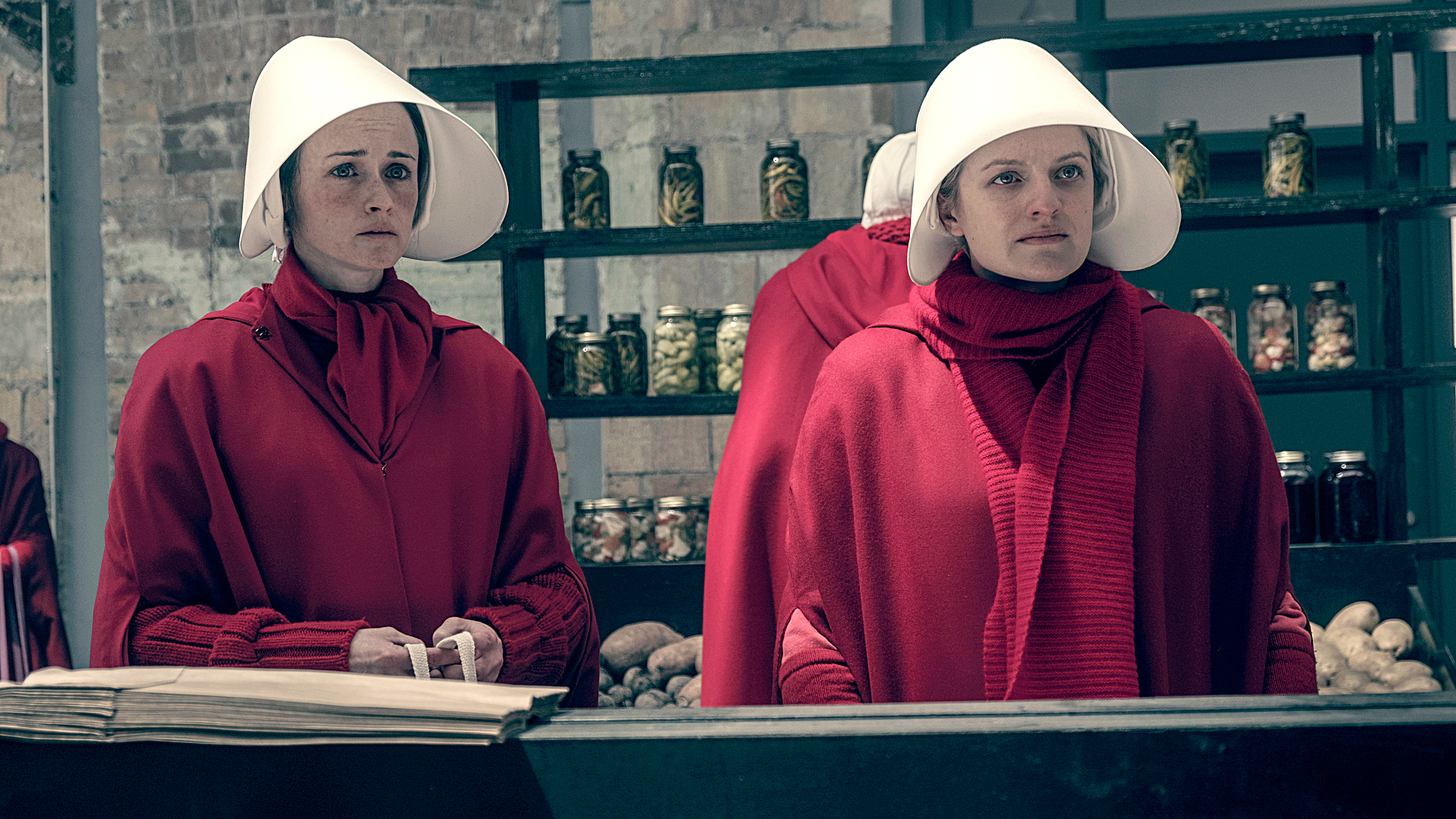 handmaids-tale-wine