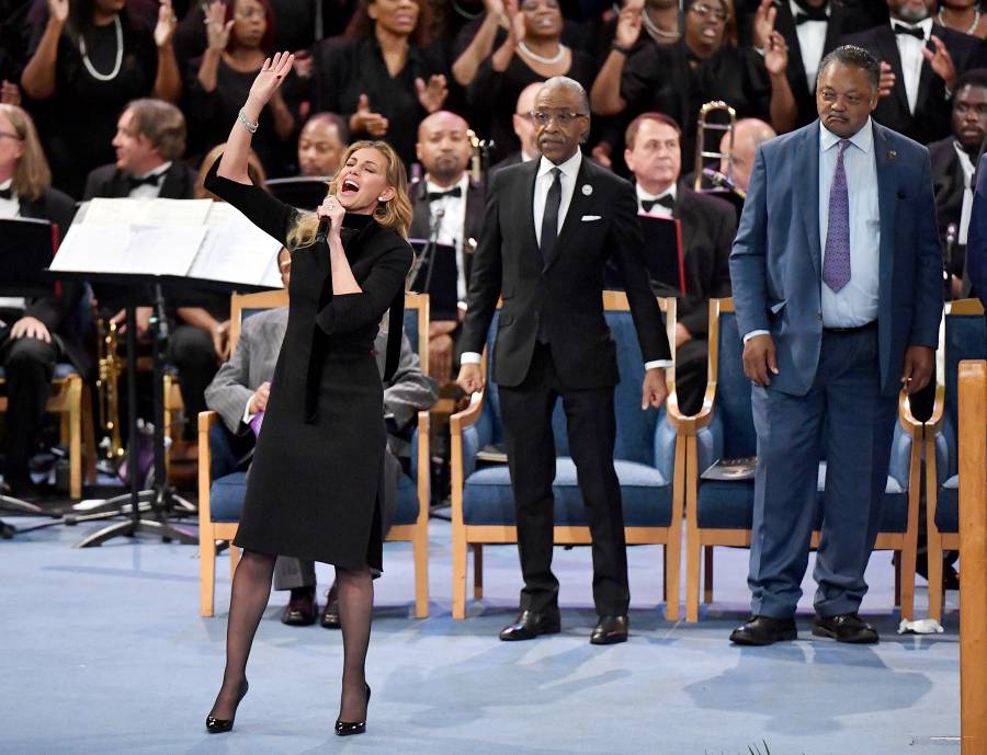 Faith-Hill-Aretha-Funeral