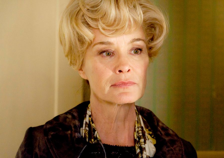 Jessica-Lange-murder-house