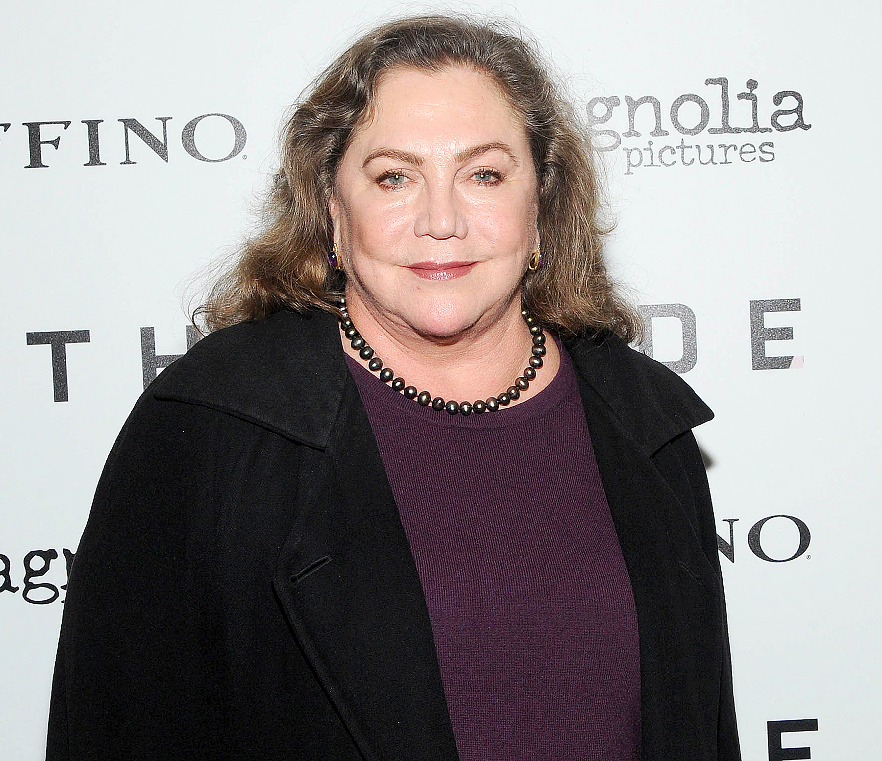 Kathleen-Turner-friends