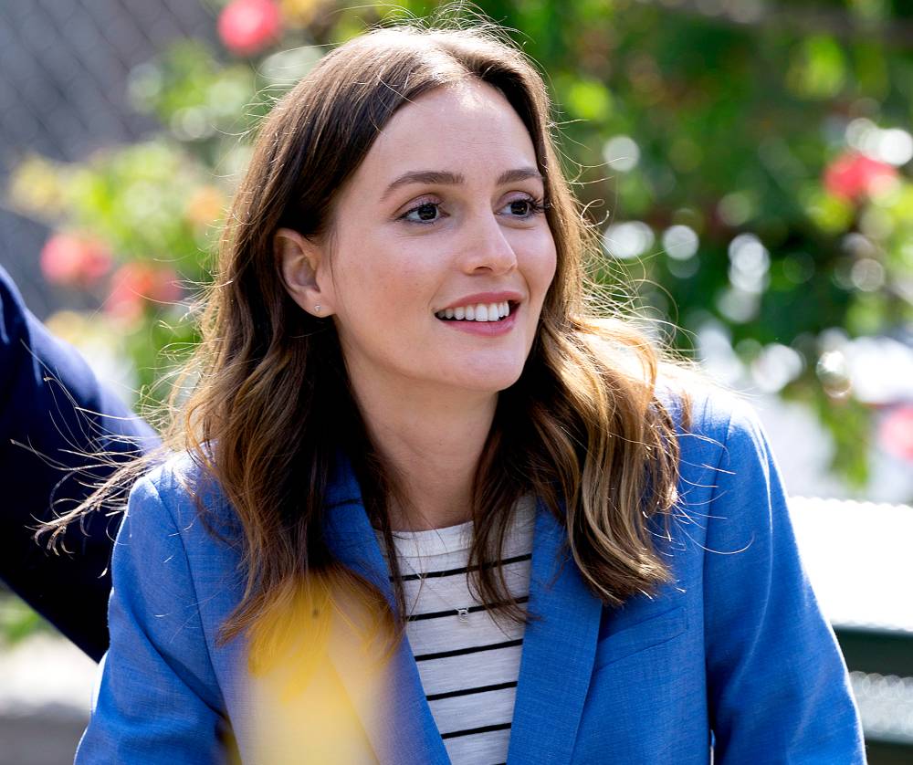 Leighton-Meester-Single-Parents-singing