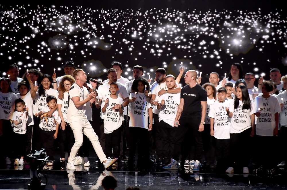 Ryan-Tedder-and-Logic-vmas-2018