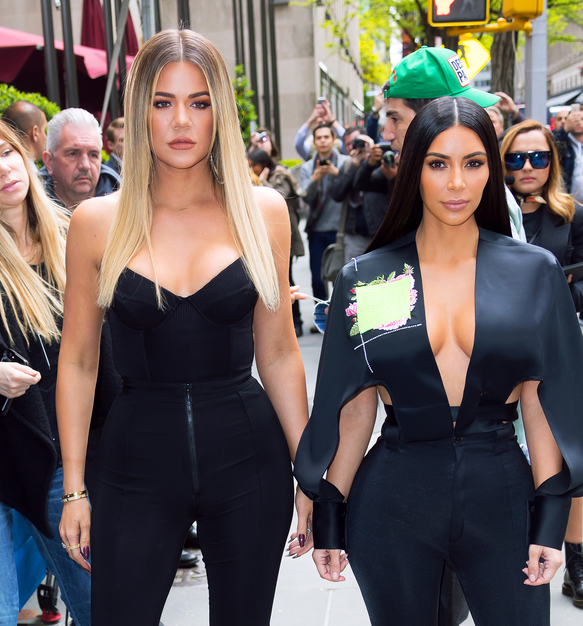 Kim Kardashian and Khloe Kardashian
