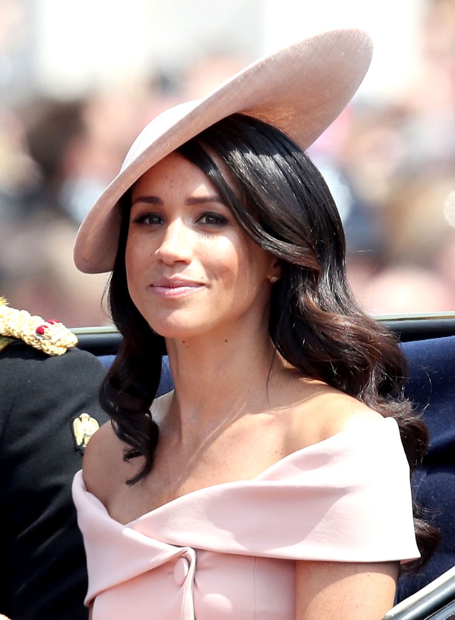 meghan markle shoulders