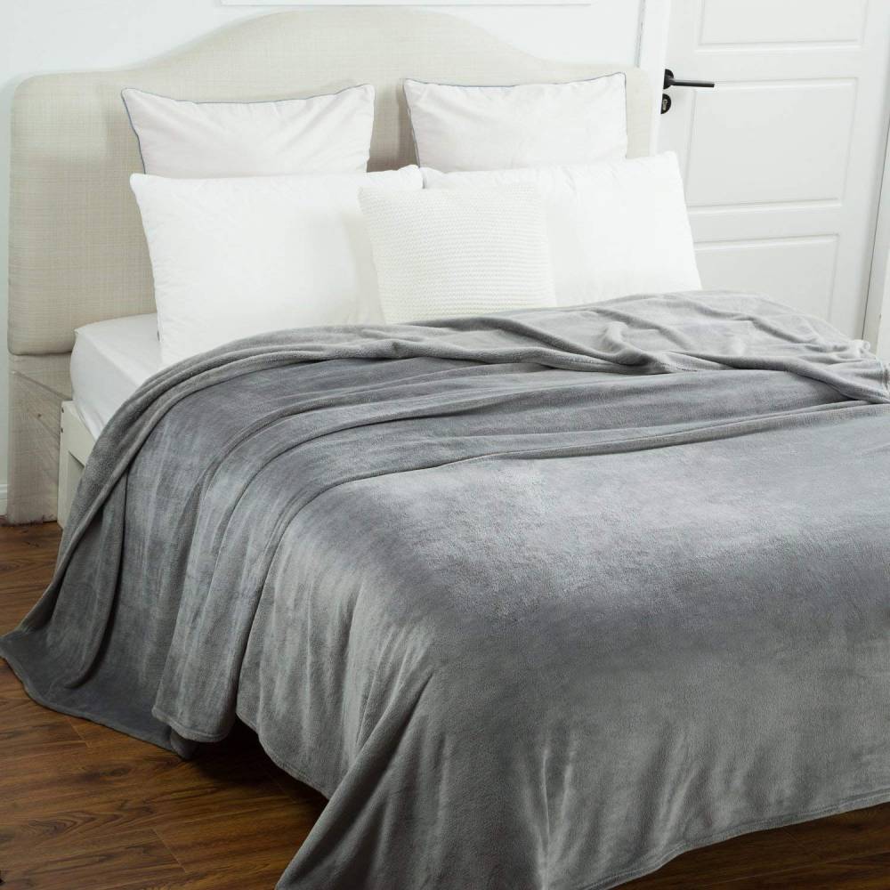 Bedsure Flannel Fleece Luxury Blanket