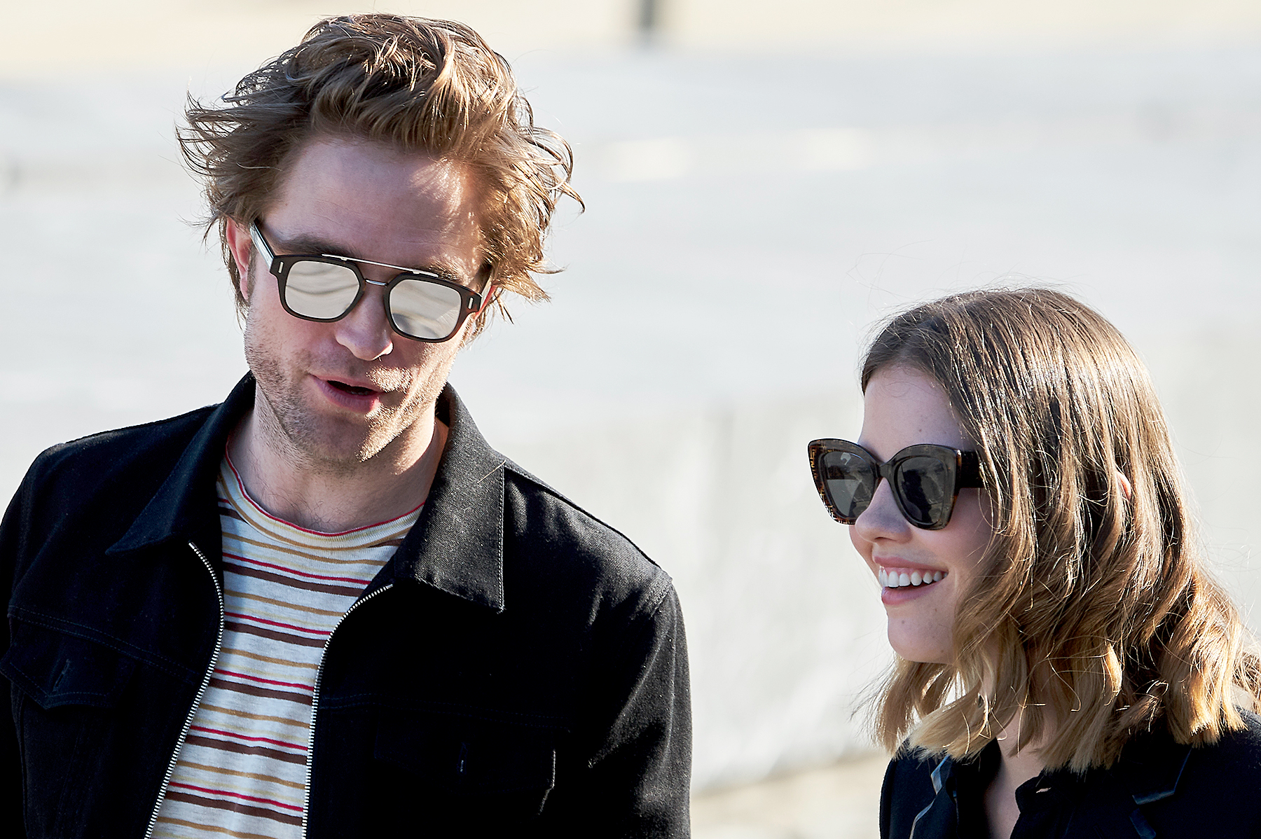 Robert-Pattinson,-Mia-Goth-reunite