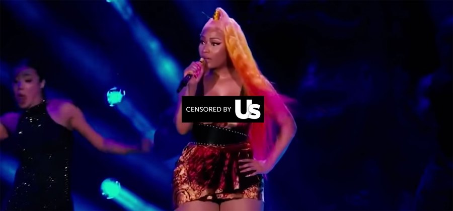 nicki minaj wardrobe malfunction