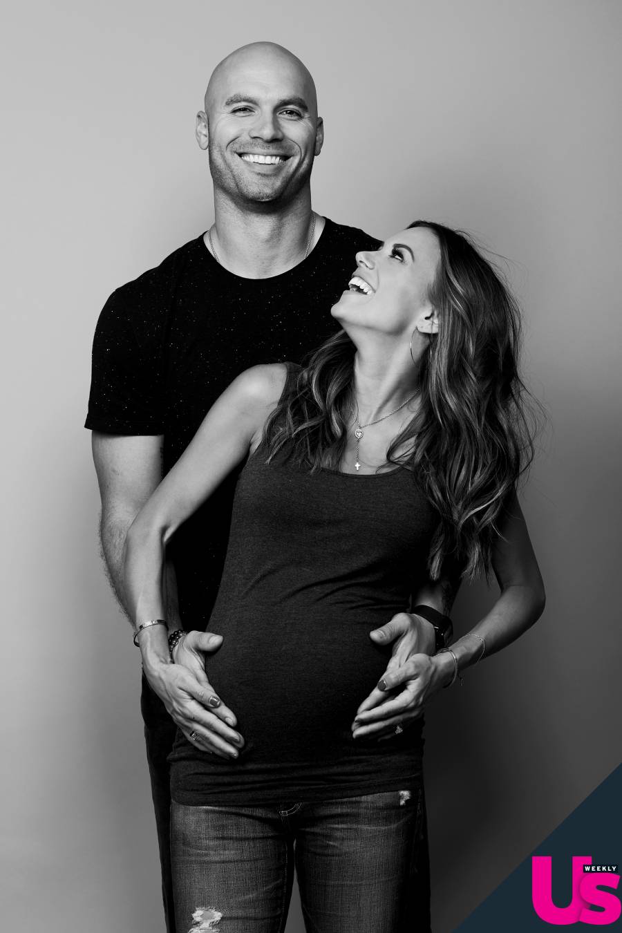 Jana Kramer pregnancy pics exclusive