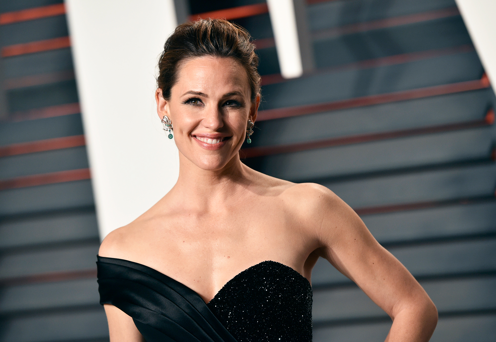 Jennifer Garner’s Trainer Simone De La Rue and Nutritionist Kelly LeVeque Share Their Breakfasts