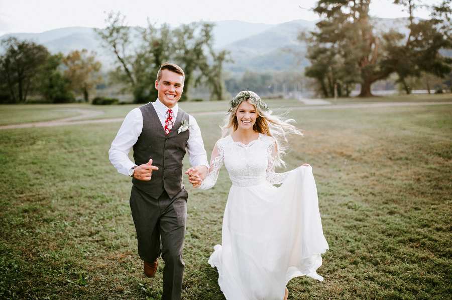 Josie Bates, Kelton Balka, Wedding, Married, Sarah Moser Photography