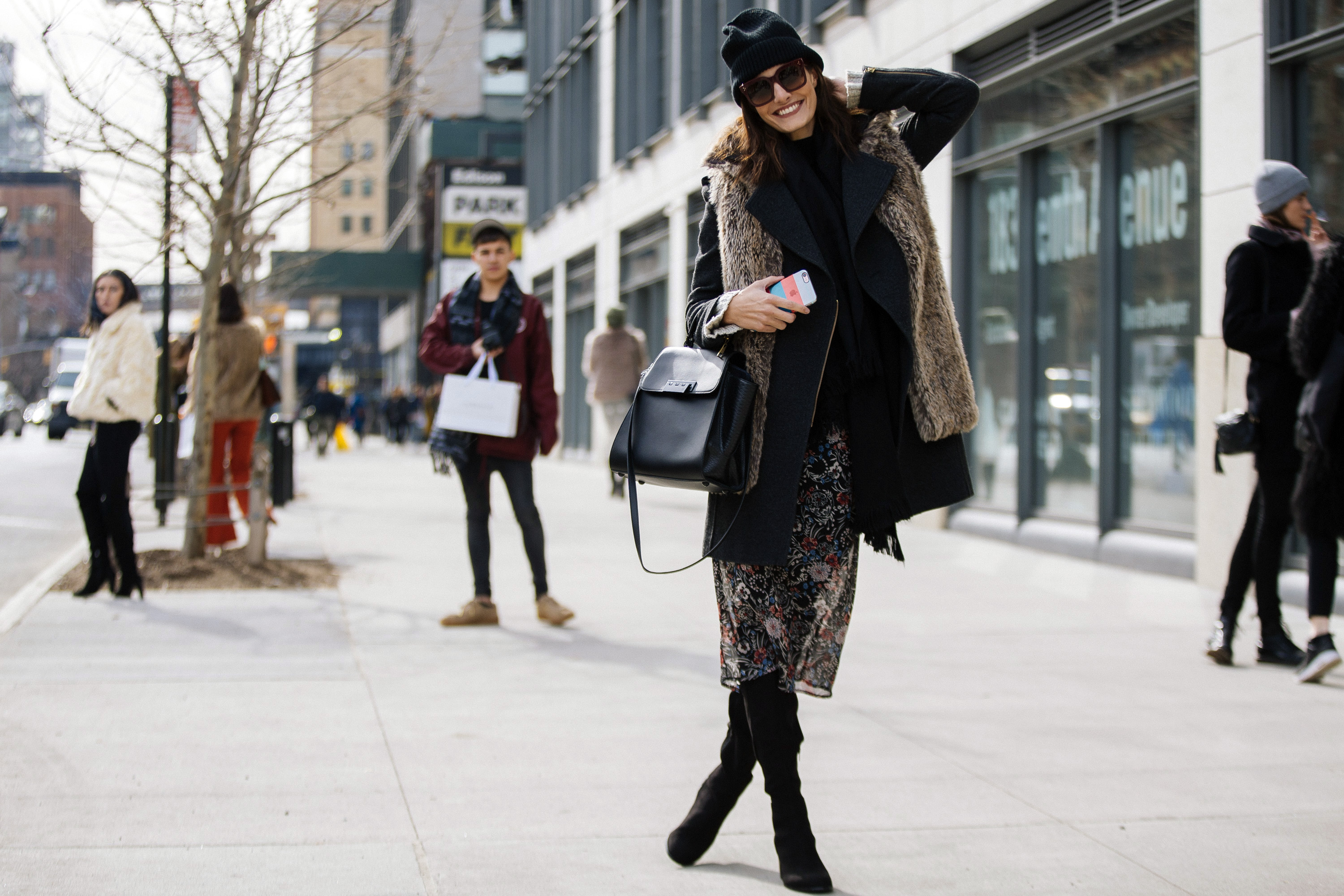 Street Style - Day 2 - New York Fashion Week: Women's Fall/Winter 2016