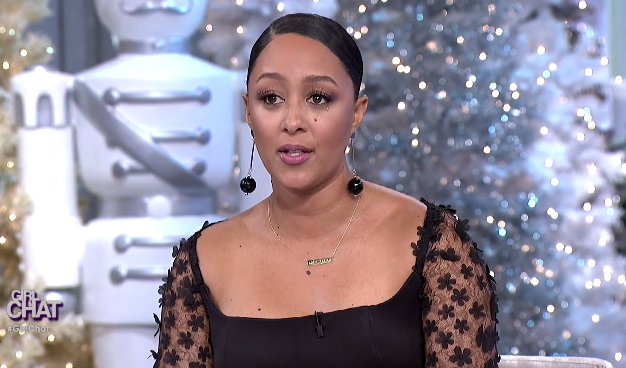 Tamera Mowry returns to The Real