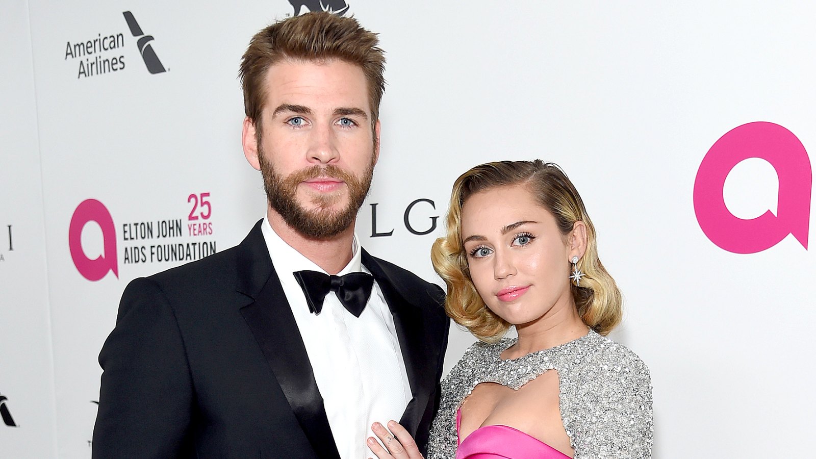 liam-hemsworth-miley-cyrus-house-wild-fire