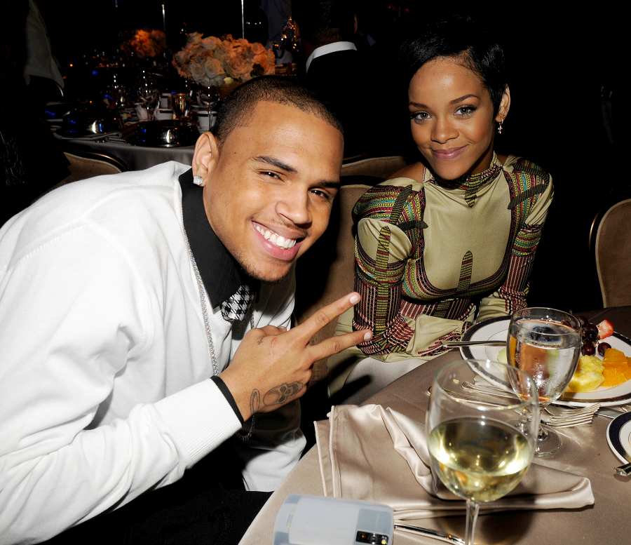 rihanna-chris-brown-start-dating