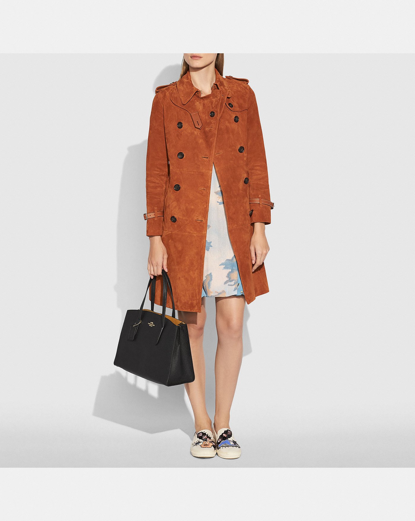 Coach Charlie Carryall