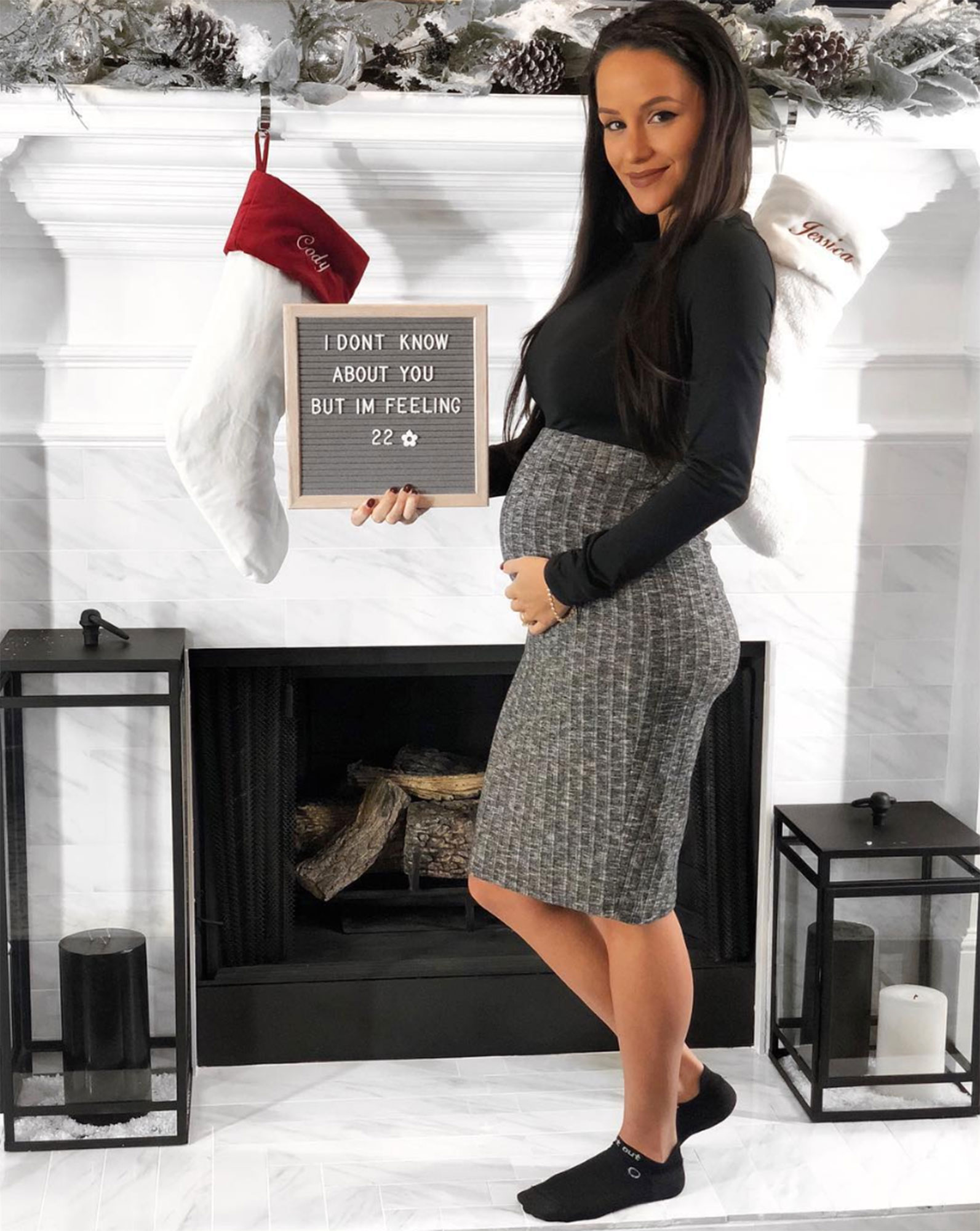 Jessica Graf Debuts Baby Bump