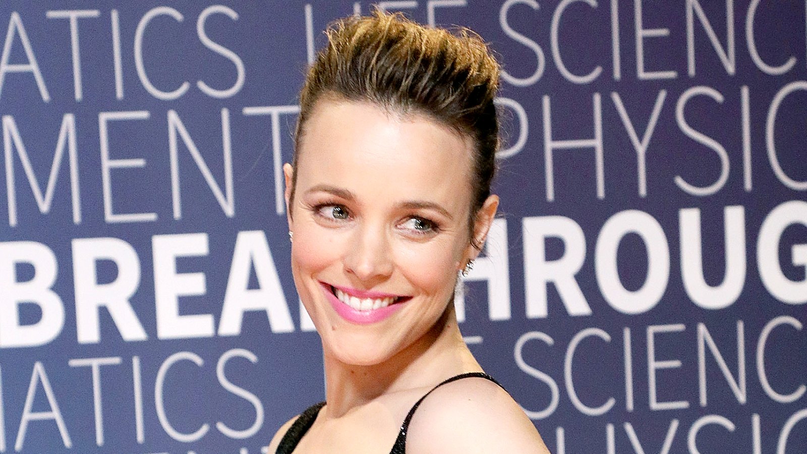 Rachel-McAdams-breastpumping-photo