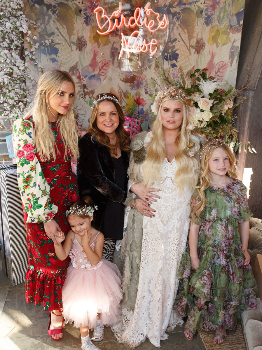 Jessica-Simpson-baby-shower