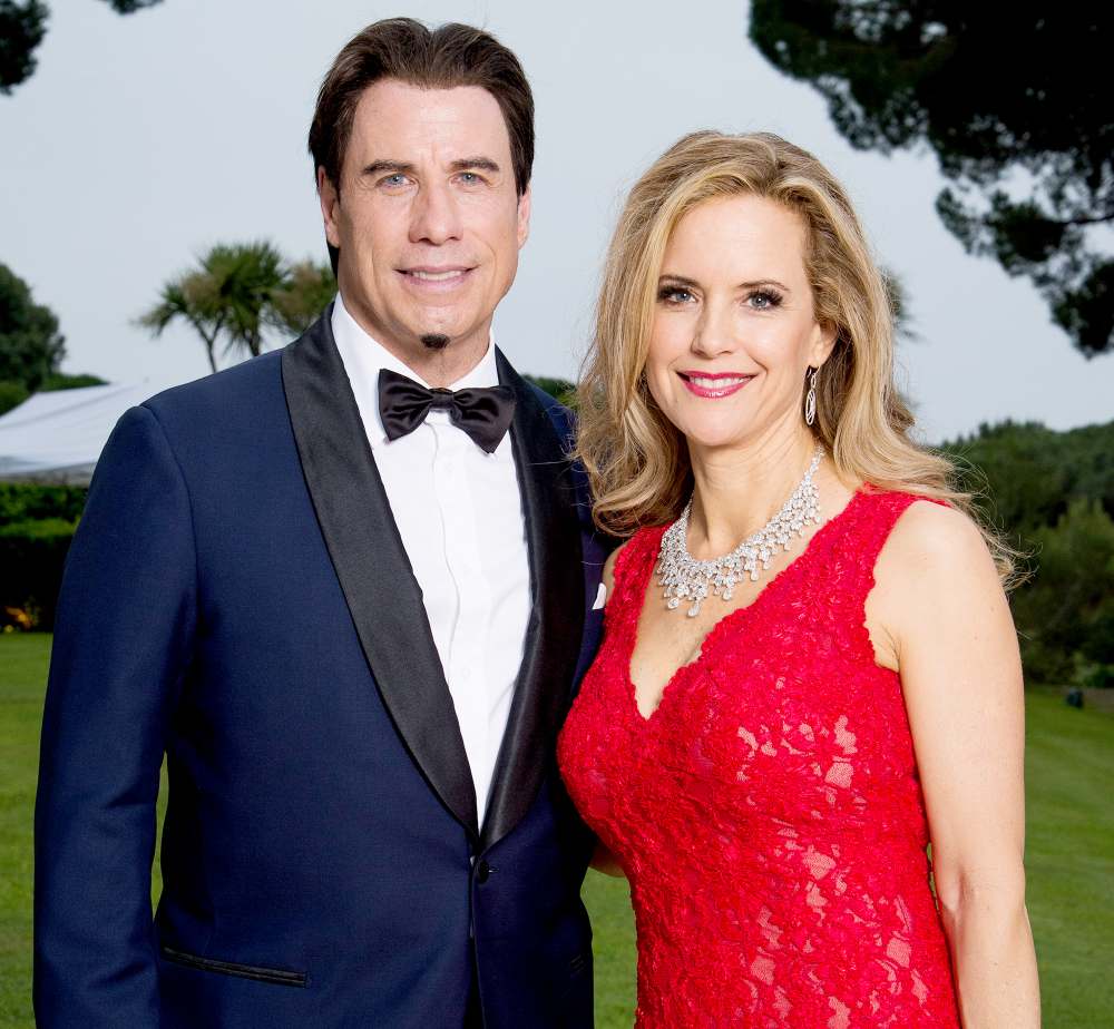 John-Travolta-and-Kelly-Preston