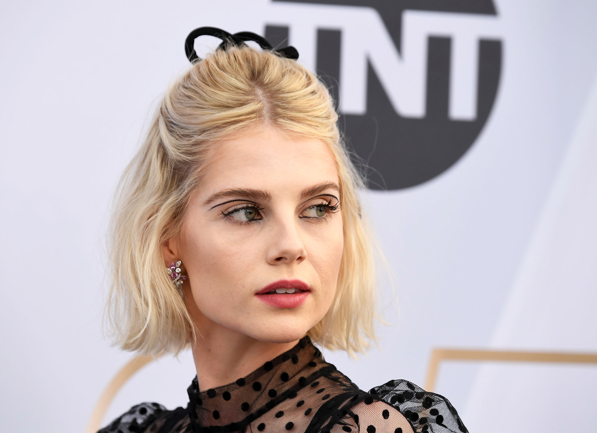 Lucy Boynton's Hairstylist Gave Us the Scoop on Her SAGS Hairstyle