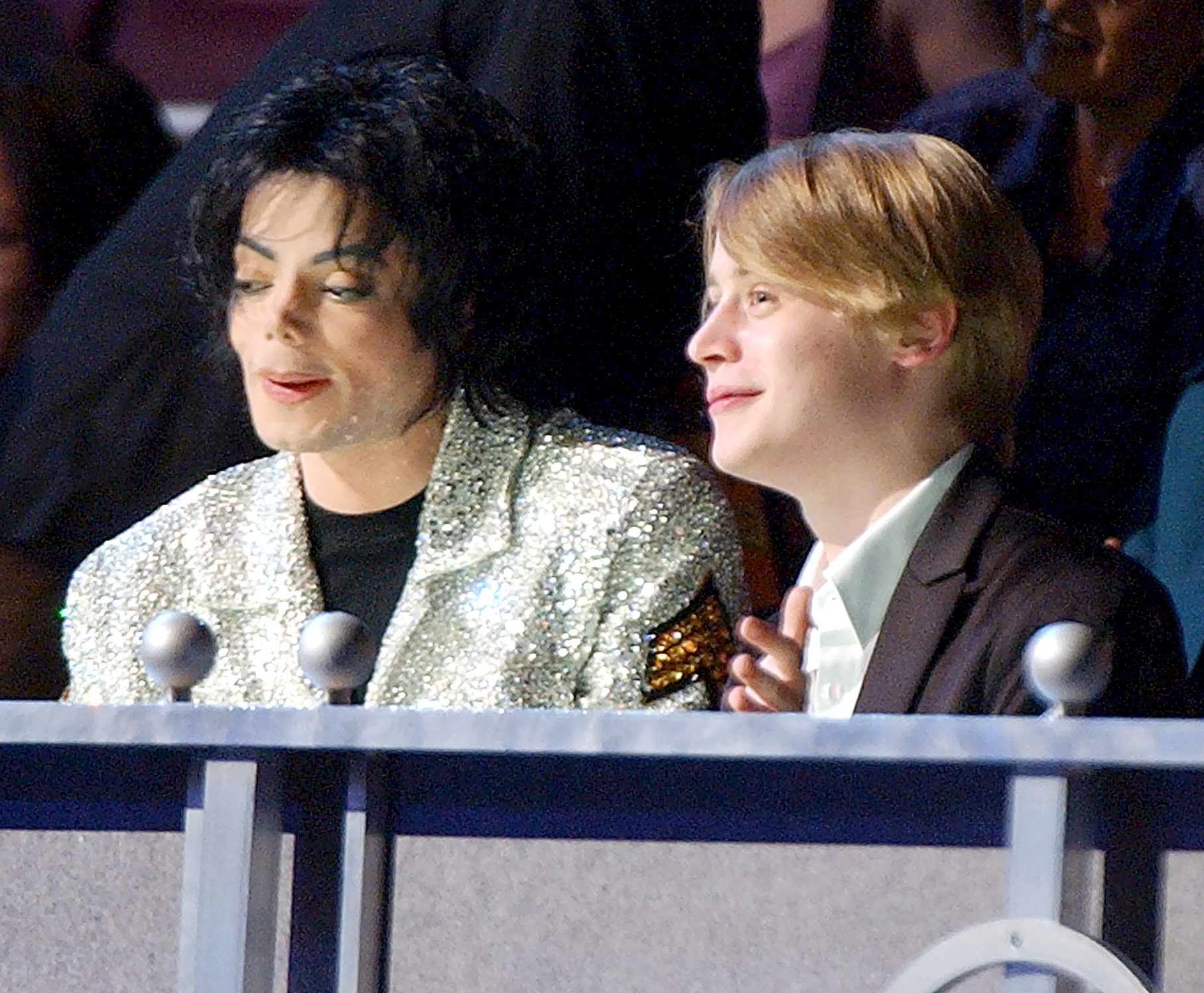 Michael-Jackson-Macaulay-Culkin-friends