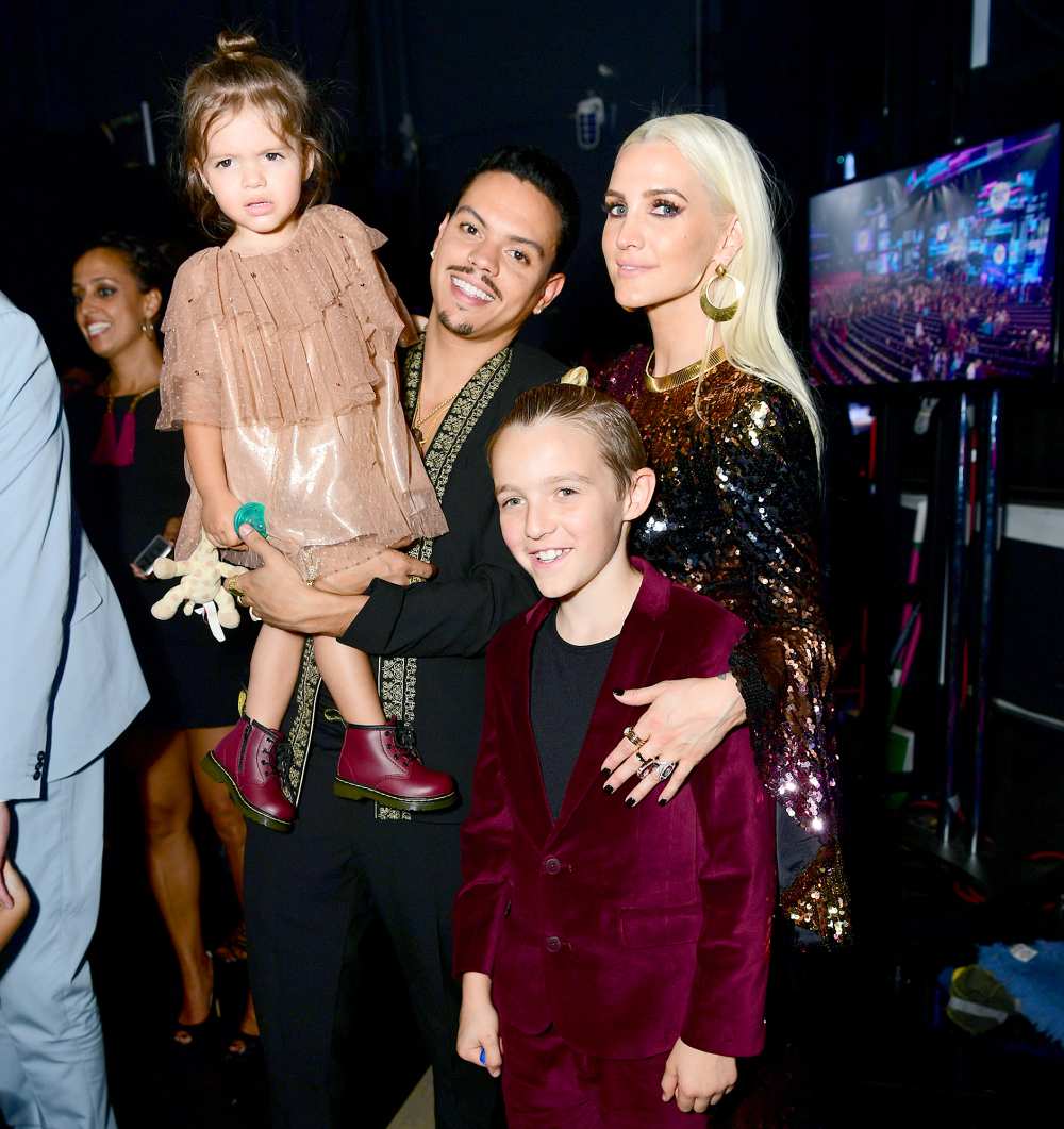 Ashlee-Simpson-and-Evan-Ross-kids