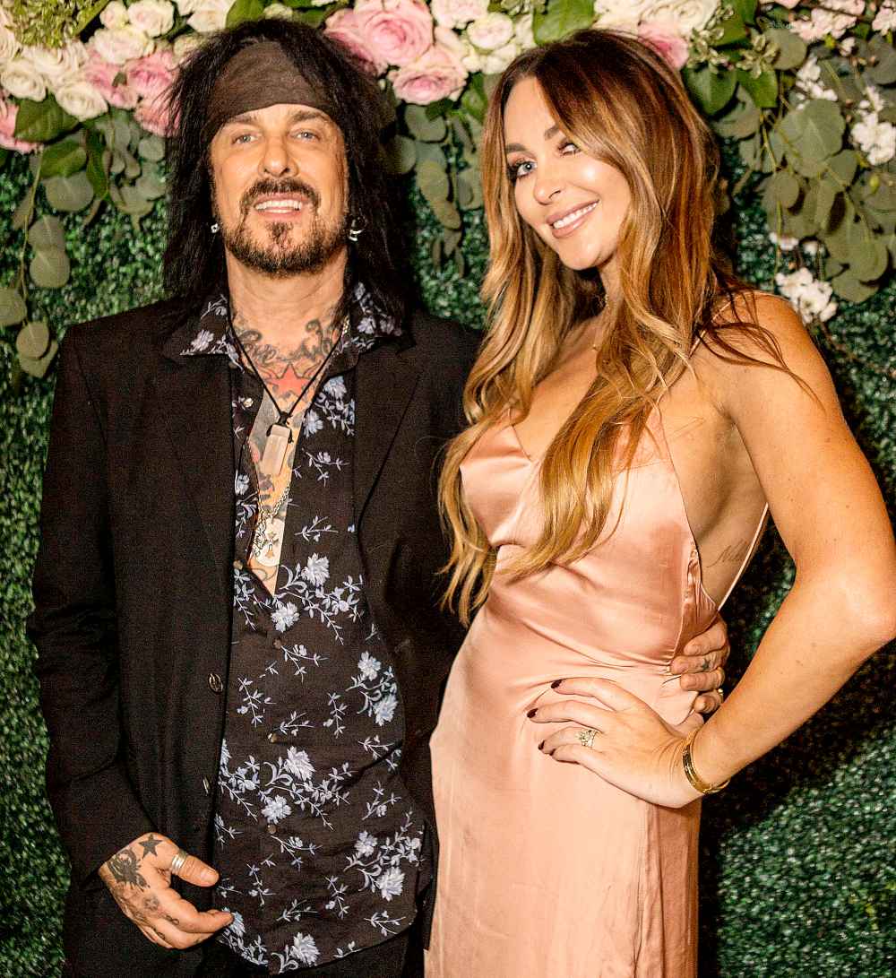 Nikki-Sixx’s-Wife-Courtney-expecting-baby-girl