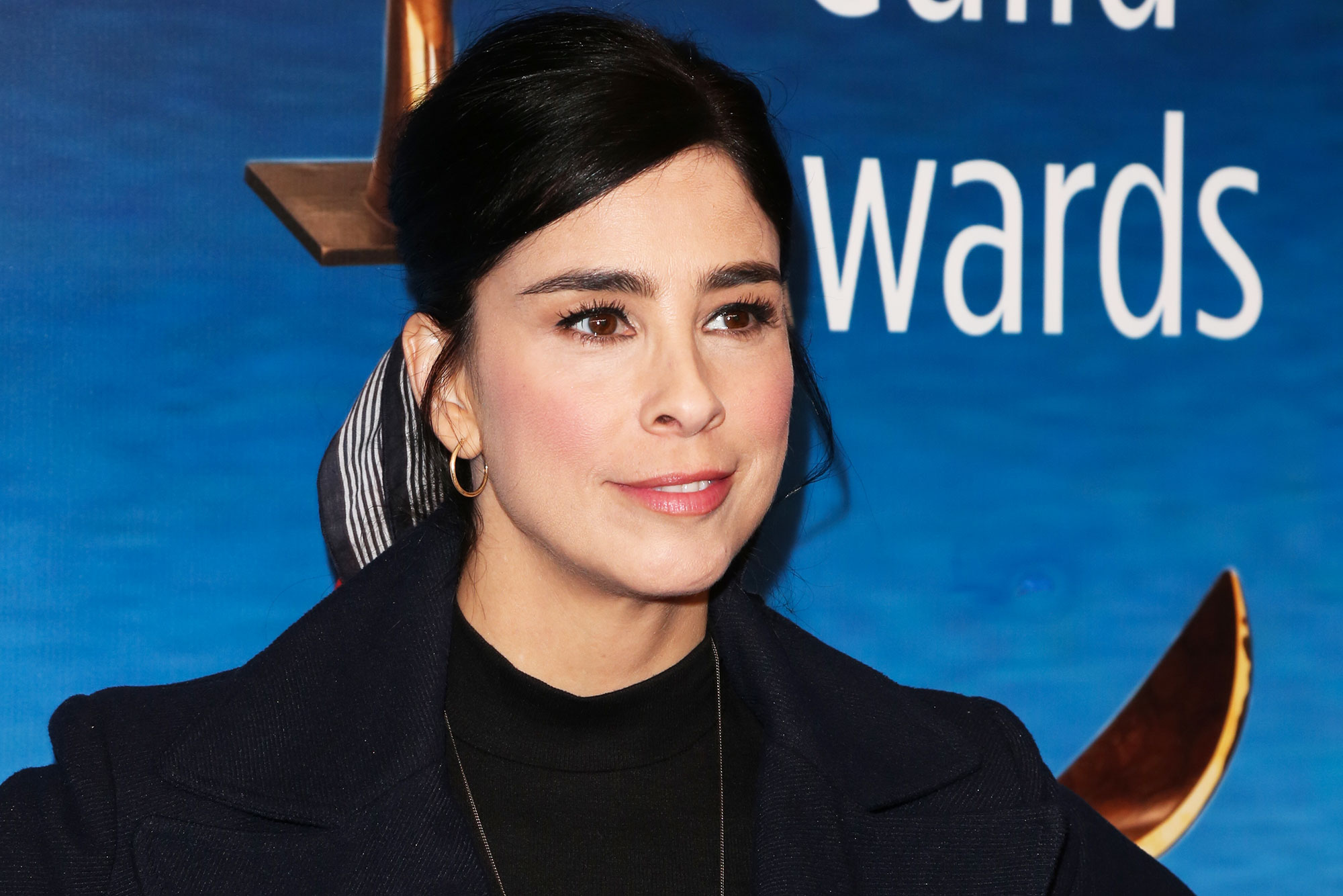 Follow Sarah Silverman's Hilarious First Waxing Adventure