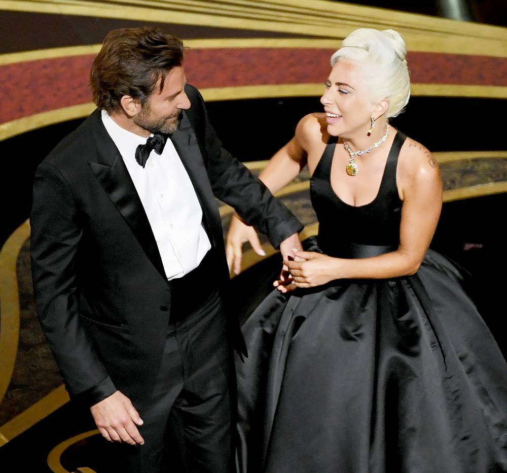 bradley-cooper-lady-gaga-falling-in-love-oscars-2019-shallow