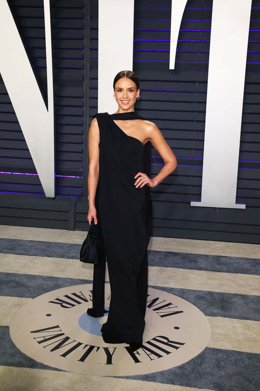 Jessica Alba vanity fair oscars party 2019