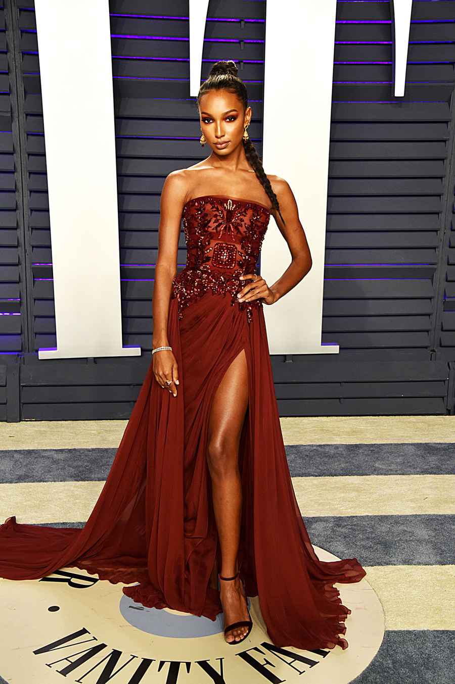 Stylish Burgundy Jasmine Tookes