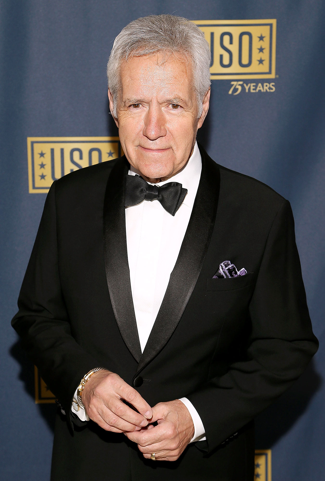 Host Alex Trebek Thanks Fan for Support Amid Cancer Battle