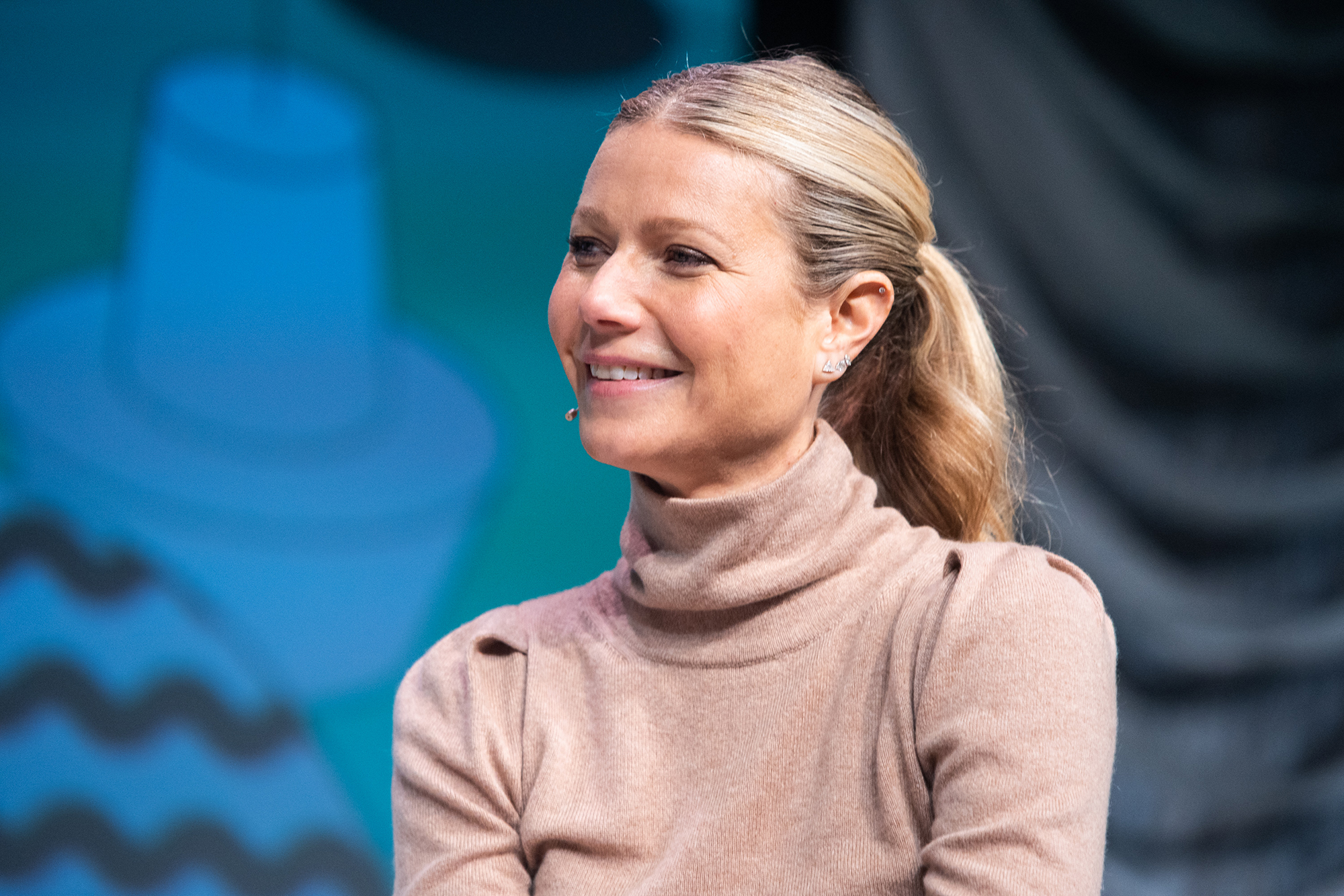Gwyneth Paltrow Defends '40s Titties'