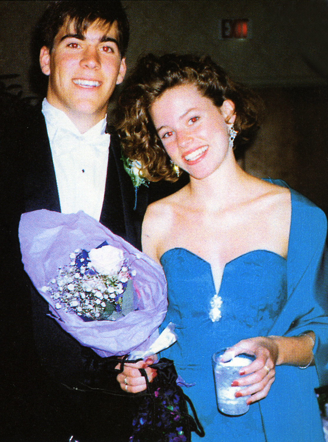 Elizabeth-Banks-prom-promo