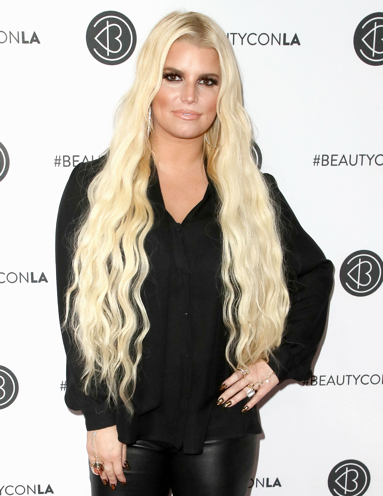 Jessica Simpson Instagram Photo Sisters Maxwell Birdie